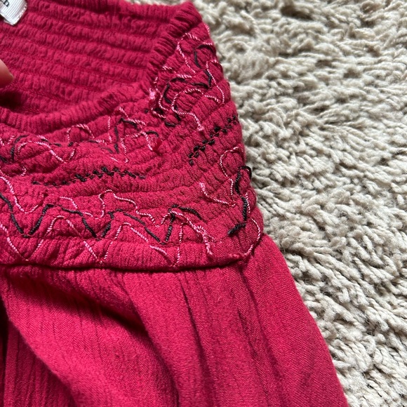 Abercrombie & Fitch | Boho Smocked Embroidered Waist Split Side Red Midi skirt - Picture 6 of 11